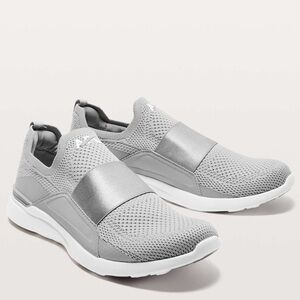 APL TechLoom Bliss Slip-On Sneakers - Silver/Cement White - Size 8 - NWT